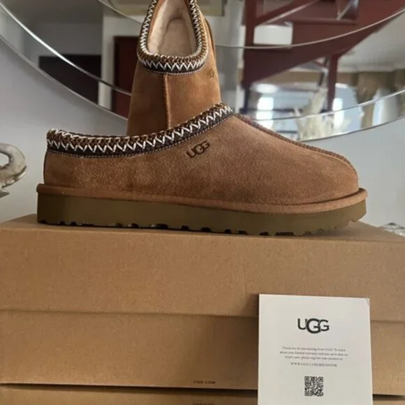 NEW UGG Women's Tasman Chestnut - Size 6-9 Sheepskin Slipper Shoe Clog Mules - Picture 3 of 7